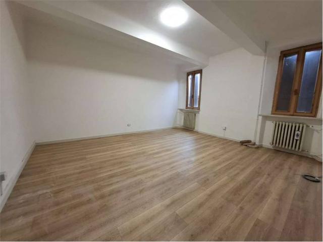 Appartamento in affitto a Gazzuolo, Lombardia