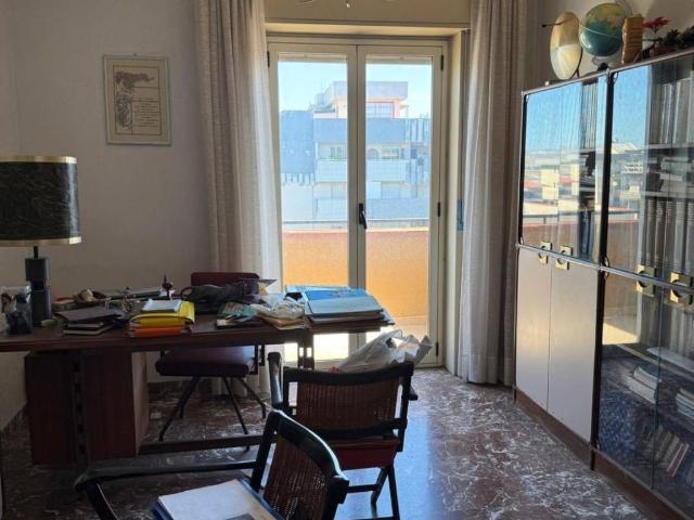 Appartamento in affitto a Caposoprano, Gela
