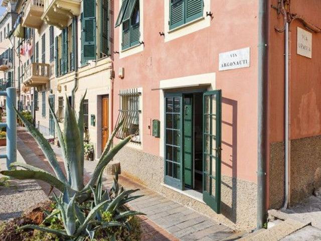 Appartamento in affitto a Levante, Serra Riccò