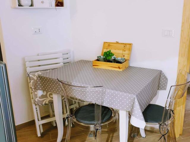 Appartamento in affitto a Centro Est, Serra Riccò