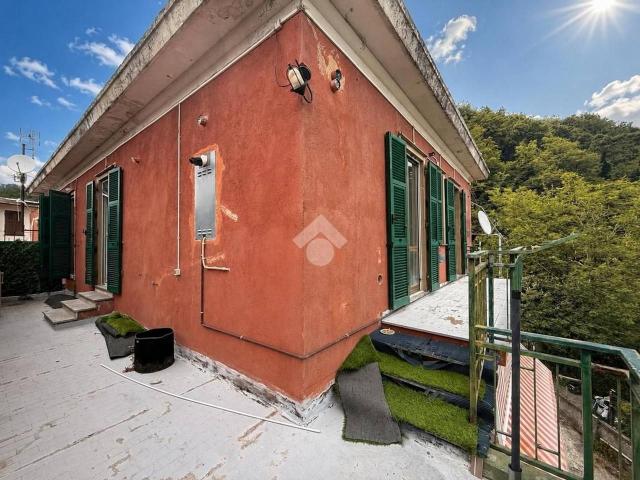Appartamento in affitto a Medio Ponente, Serra Riccò