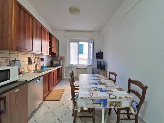 Appartamento in affitto a Pra', Genova