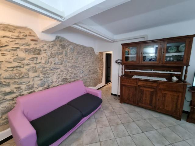 Appartamento in affitto a Ponente, Serra Riccò
