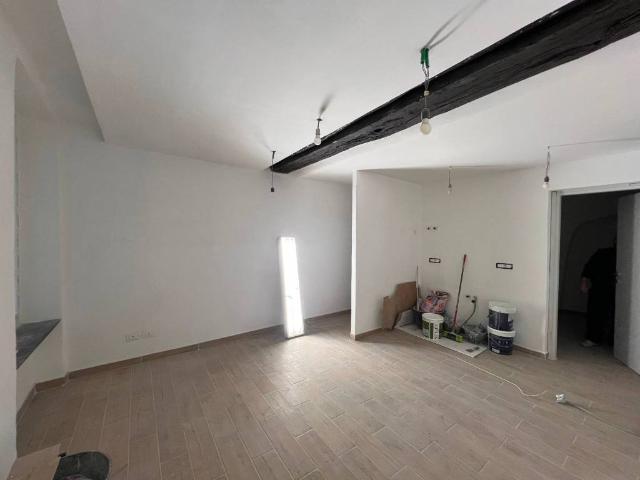 Appartamento in affitto a Centro Est, Serra Riccò