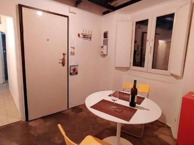 Appartamento in affitto a Centro Est, Serra Riccò