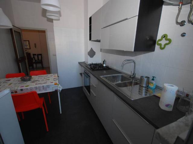 Appartamento in affitto a Centro Est, Serra Riccò