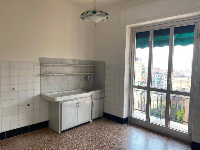 Appartamento in affitto a Medio Ponente, Serra Riccò
