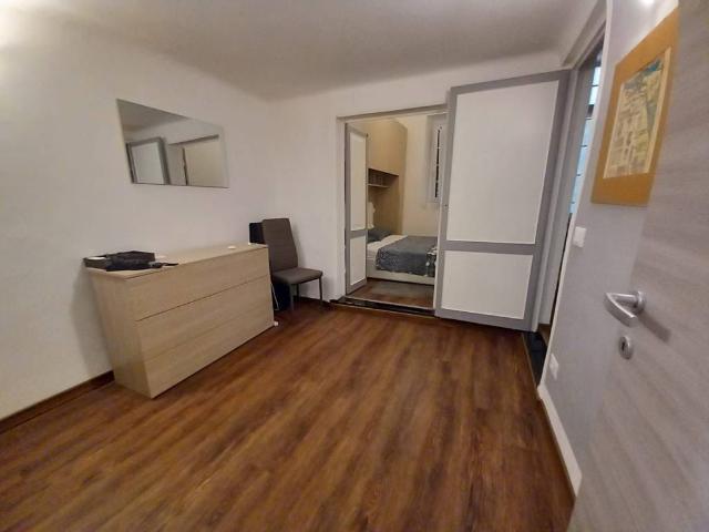 Appartamento in affitto a Centro Est, Serra Riccò
