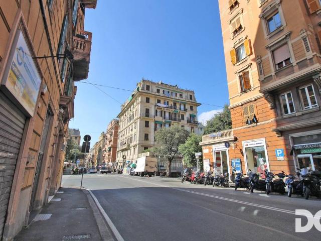 Appartamento in affitto a San Fruttuoso, Genova
