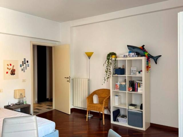 Appartamento in affitto a Centro Est, Serra Riccò
