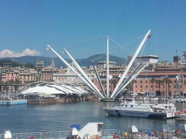 Appartamento in affitto a Centro Est, Serra Riccò
