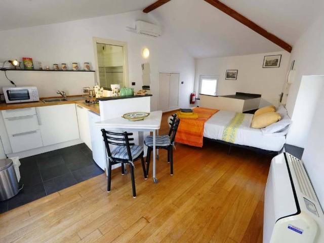 Appartamento in affitto a Centro Est, Serra Riccò