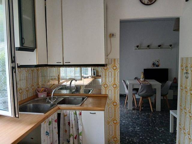 Appartamento in affitto a Centro Est, Serra Riccò