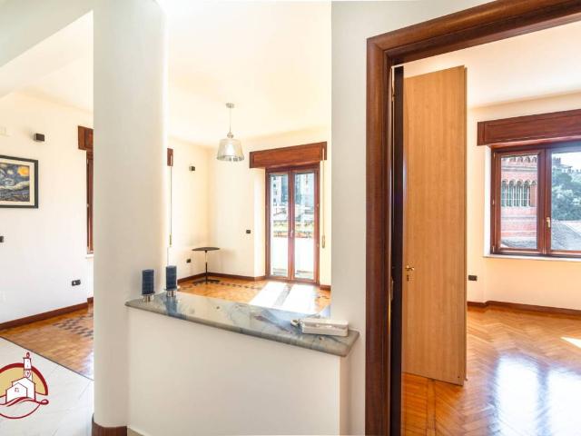 Appartamento in affitto a Oregina, Genova