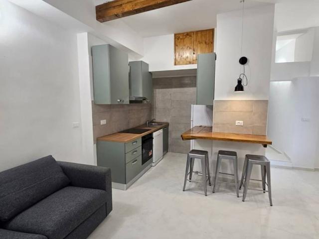 Appartamento in affitto a Centro Est, Serra Riccò