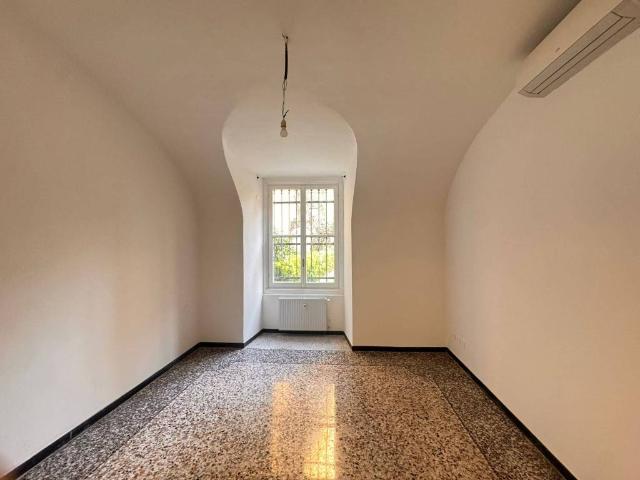 Appartamento in affitto a Centro Est, Serra Riccò