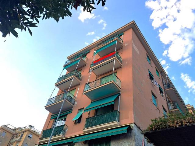 Appartamento in affitto a Quinto al Mare, Genova