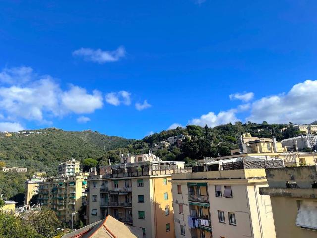 Appartamento in affitto a Chiappeto, Genova