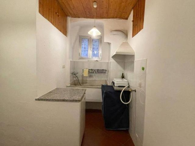 Appartamento in affitto a Centro Est, Serra Riccò