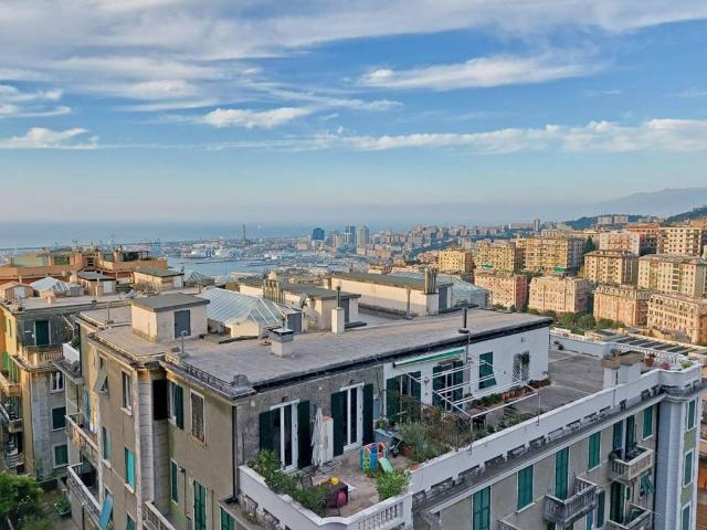 Appartamento in affitto a Centro Est, Serra Riccò