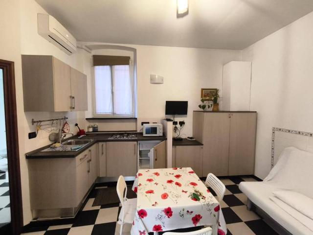 Appartamento in affitto a Vernazzola, Genova