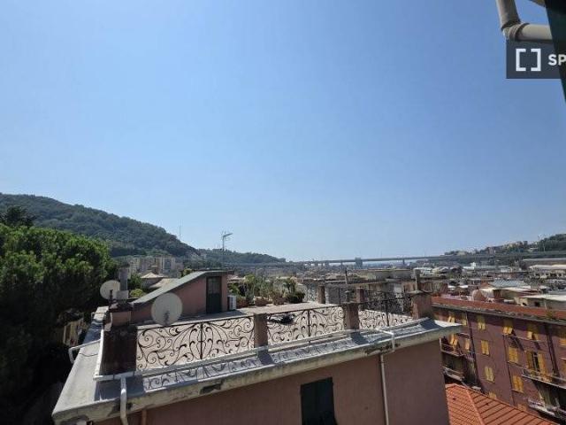 Appartamento in affitto a Certosa, Genova