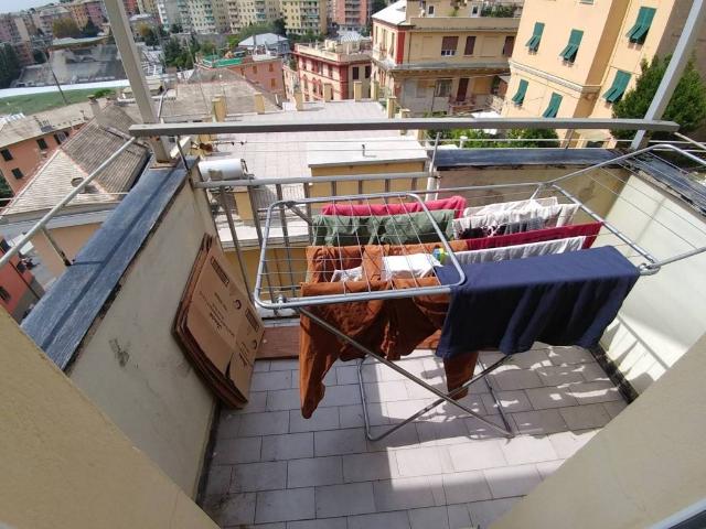 Appartamento in affitto a Medio Levante, Serra Riccò