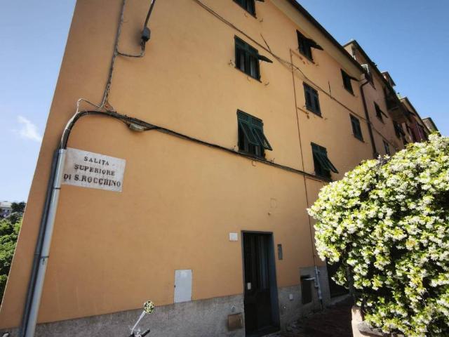 Appartamento in affitto a Centro Est, Serra Riccò