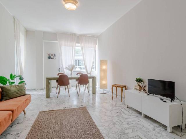 Appartamento in affitto a Centro Est, Serra Riccò