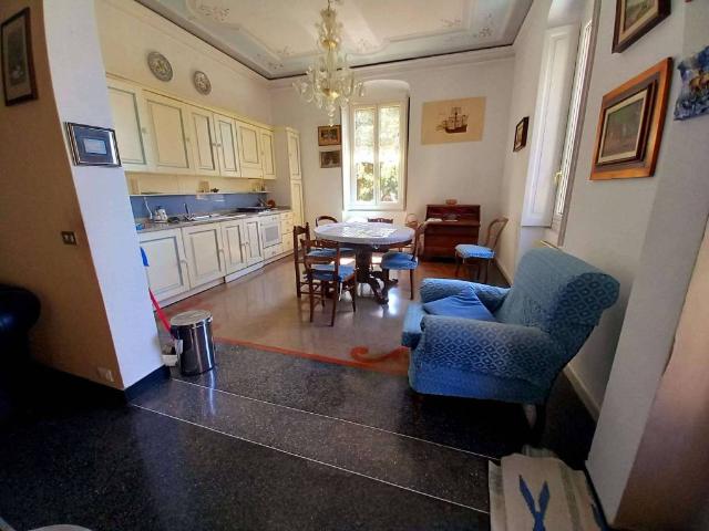 Appartamento in affitto a Centro Est, Serra Riccò