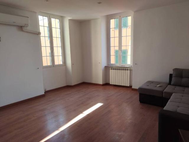 Appartamento in affitto a Centro Ovest, Serra Riccò