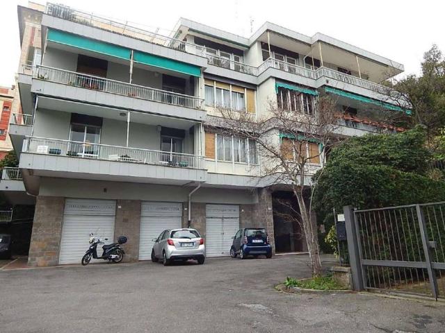 Appartamento in affitto a Medio Levante, Serra Riccò