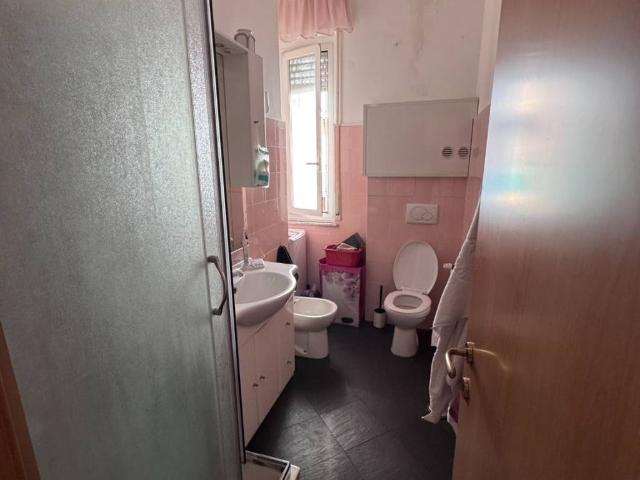 Appartamento in affitto a Centro Est, Serra Riccò