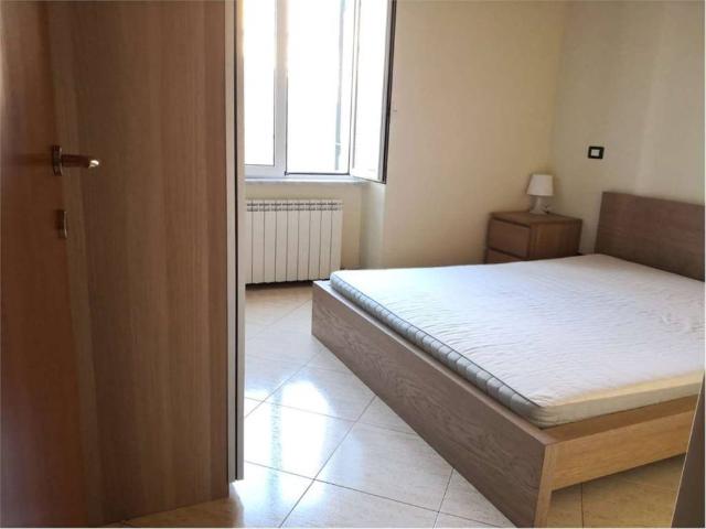 Appartamento in affitto a Centro Est, Serra Riccò