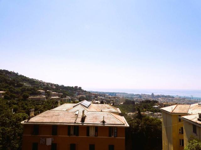 Appartamento in affitto a Centro Est, Serra Riccò