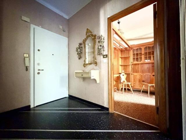 Appartamento in affitto a Quarto dei Mille, Genova