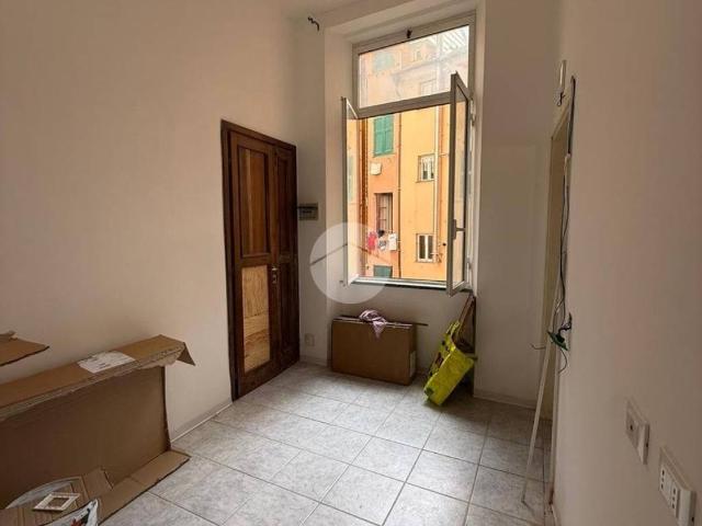 Appartamento in affitto a Centro Est, Serra Riccò