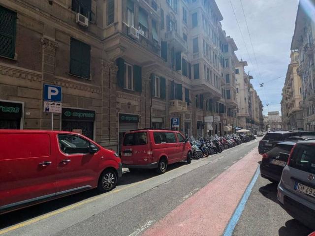Appartamento in affitto a Centro Est, Serra Riccò