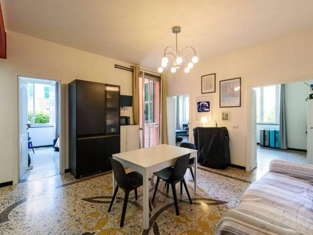 Appartamento in affitto a Foce, Genova