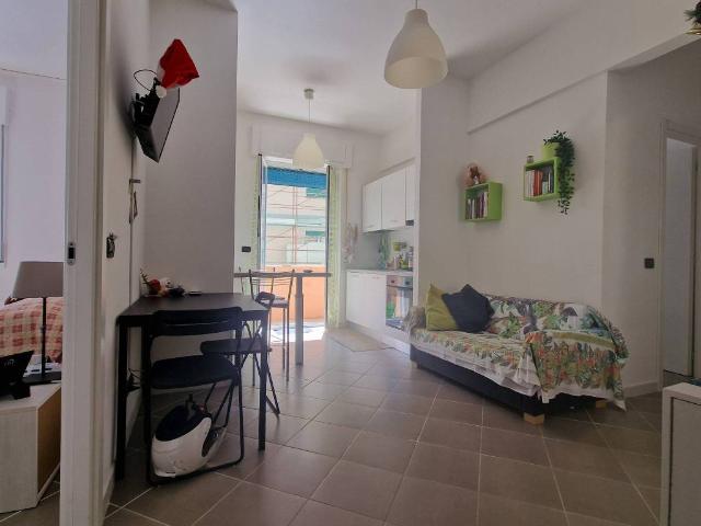 Appartamento in affitto a Chiappeto, Genova