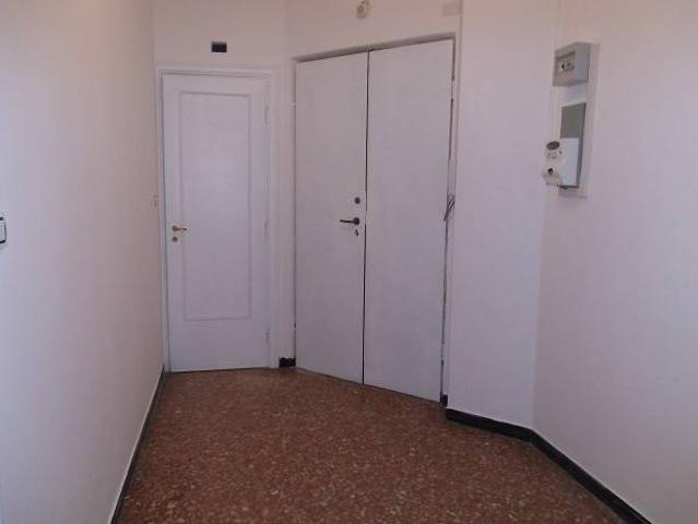 Appartamento in affitto a San Benigno, Genova