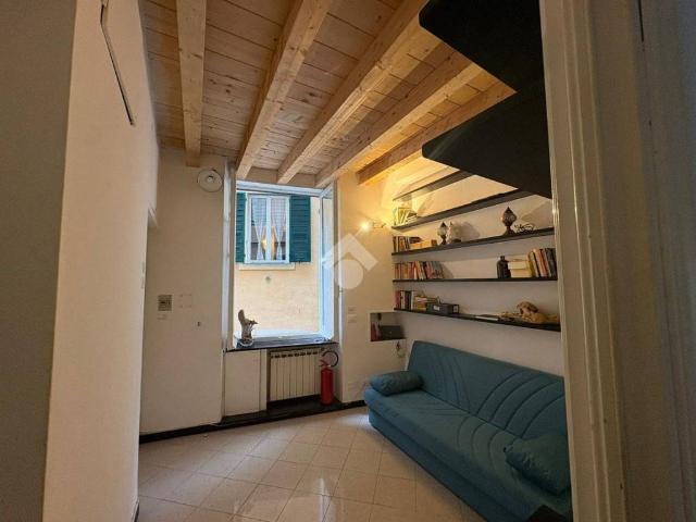 Appartamento in affitto a Centro Est, Serra Riccò
