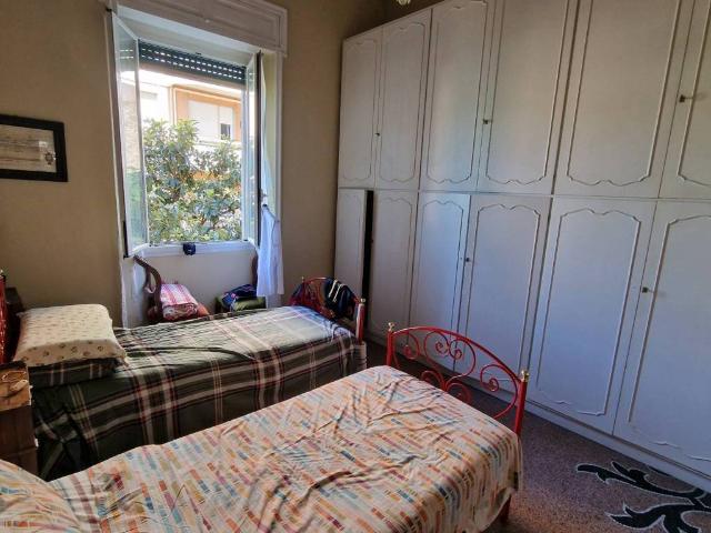 Appartamento in affitto a Medio Levante, Serra Riccò