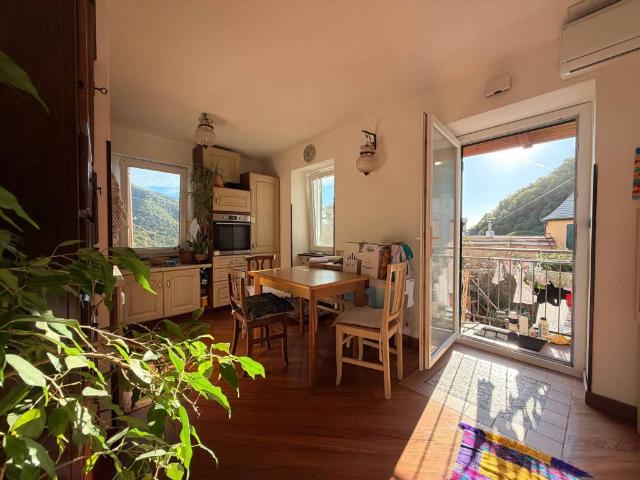 Appartamento in affitto a Bavari, Genova