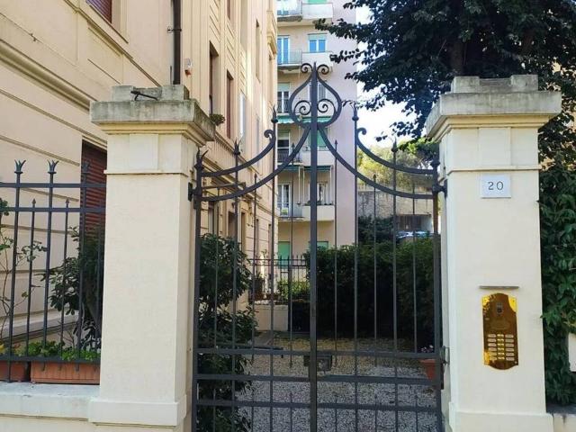 Appartamento in affitto a Medio Levante, Serra Riccò