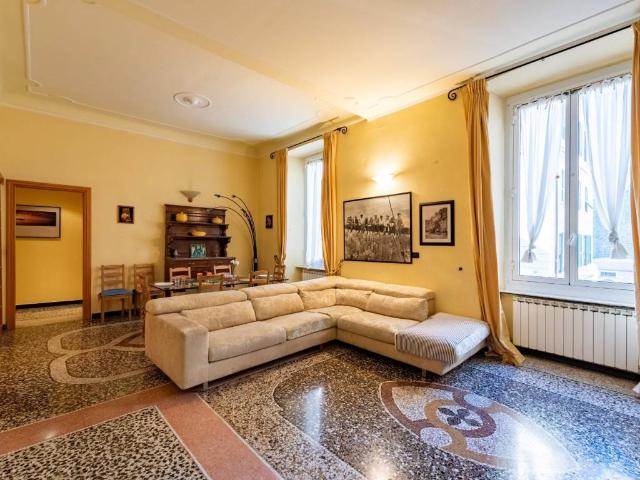 Appartamento in affitto a Centro Est, Serra Riccò