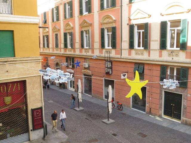 Appartamento in affitto a Centro Est, Serra Riccò