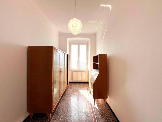 Appartamento in affitto a Centro Est, Serra Riccò
