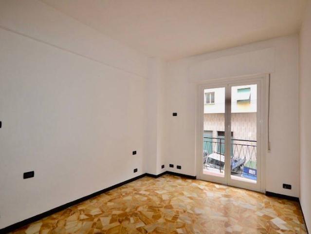 Appartamento in affitto a Marassi, Genova