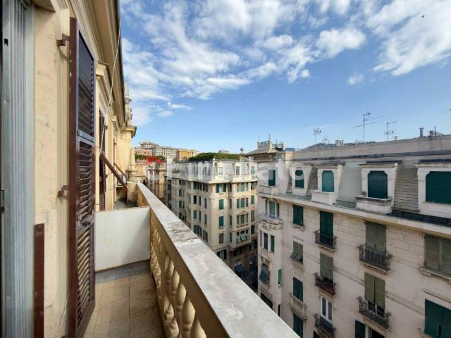 Appartamento in affitto a Centro Est, Serra Riccò
